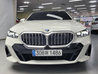 BMW 5 SERIES - 2