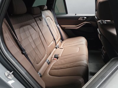 2024 BMW X5 缩略图 17