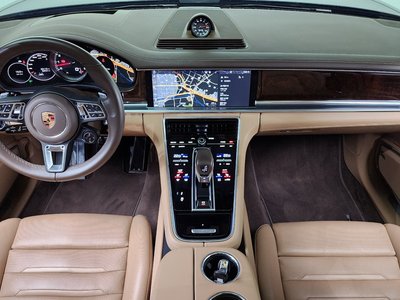 PORSCHE PANAMERA - 5