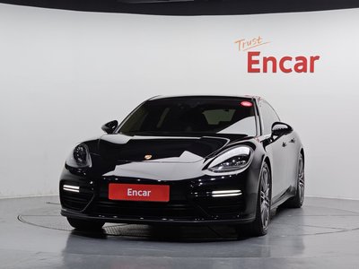 PORSCHE PANAMERA - 2