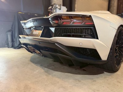 2018 Lamborghini AVENTADOR ROADSTER 缩略图 28