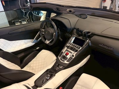 2018 Lamborghini AVENTADOR ROADSTER 缩略图 36