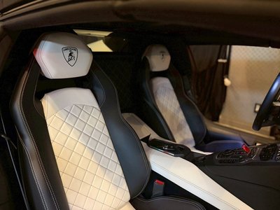 2018 Lamborghini AVENTADOR ROADSTER 缩略图 42