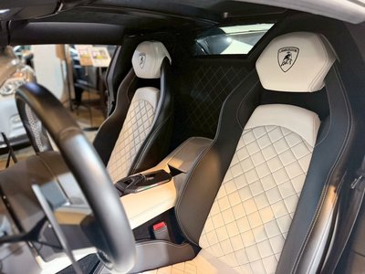 2018 Lamborghini AVENTADOR ROADSTER 缩略图 40