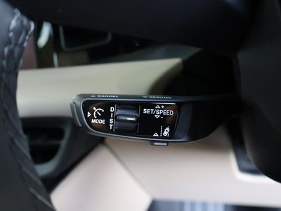 2026 Porsche MACAN — миниатюра 36