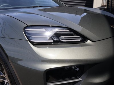 2026 Porsche MACAN — миниатюра 11