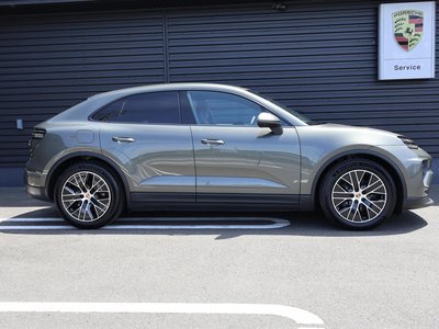 2026 Porsche MACAN — фото 4