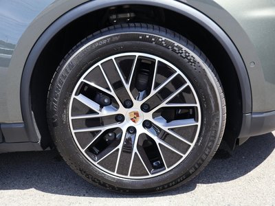 2026 Porsche MACAN — миниатюра 17