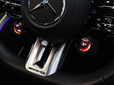2023 Mercedes-BENZ C-CLASS AMG — миниатюра 32