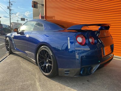NISSAN GT-R - 9