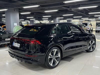2026 AUDI Q8 照片 2