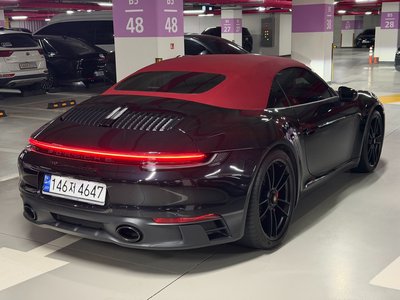 PORSCHE 911 - 6