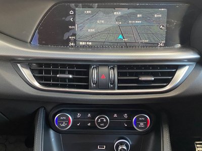 2025 ALFA Romeo STELVIO 缩略图 37