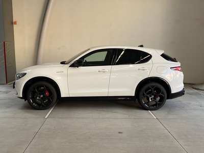 صورة 5 لـ 2025 ALFA Romeo STELVIO