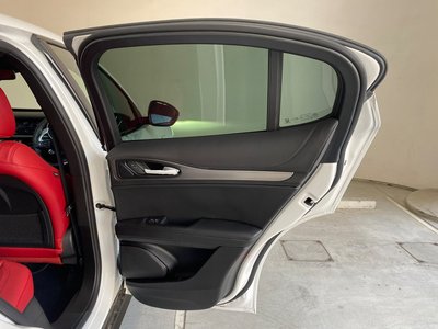 2025 ALFA Romeo STELVIO 缩略图 46