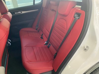 2025 ALFA Romeo STELVIO 缩略图 58