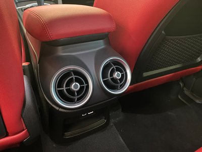 2025 ALFA Romeo STELVIO 缩略图 57