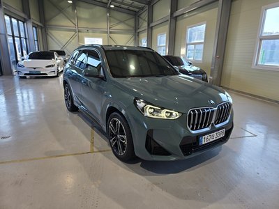 BMW X1 - 1
