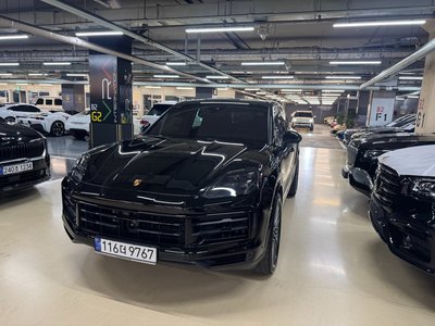 PORSCHE CAYENNE - 1