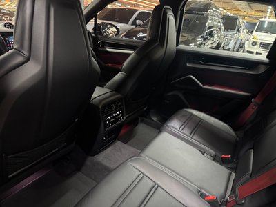 PORSCHE CAYENNE - 10