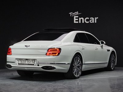 BENTLEY FLYING SPUR - 3