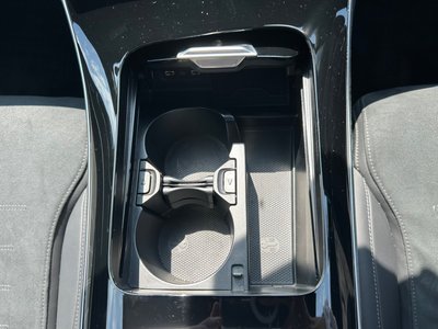 2025 Mercedes-BENZ C-CLASS 缩略图 39