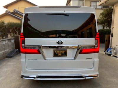 TOYOTA GRAND ACE - 7