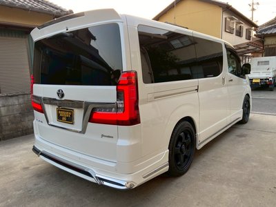TOYOTA GRAND ACE - 8