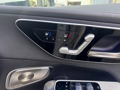 2025 Mercedes-BENZ GLC — миниатюра 30