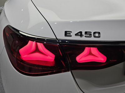 صورة 10 لـ 2025 Mercedes-BENZ E-CLASS