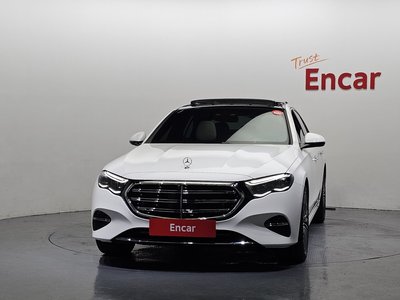 صورة 2 لـ 2025 Mercedes-BENZ E-CLASS