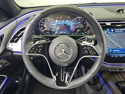 2025 Mercedes-BENZ E-CLASS — миниатюра 19