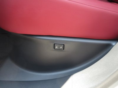 صورة مصغرة 31 لـ 2025 Lexus RX