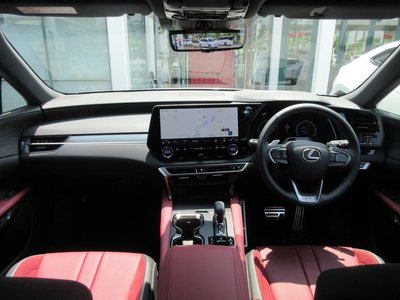 2025 Lexus RX 照片 2