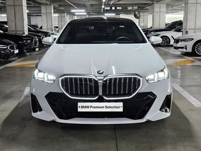 BMW 5 SERIES - 2
