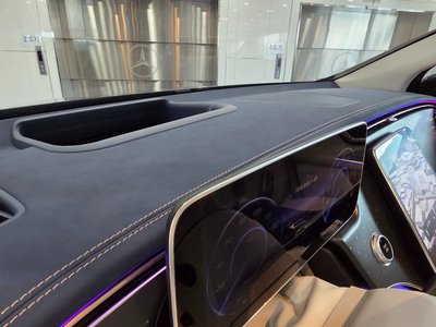 2025 Mercedes-BENZ EQE thumbnail 13