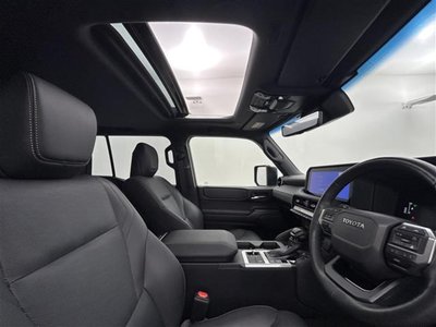 TOYOTA LAND CRUISER 250 - 7