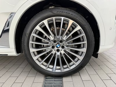 BMW X7 - 6