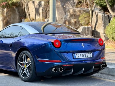 FERRARI CALIFORNIA - 5