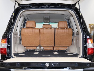 TOYOTA LAND CRUISER 100 - 3