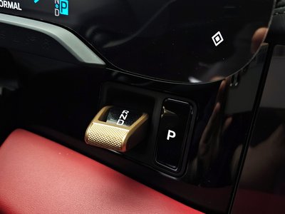 2024 Porsche TAYCAN thumbnail 12