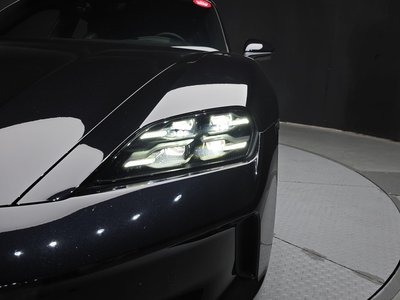 2024 Porsche TAYCAN 照片 9