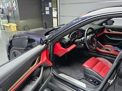 2024 Porsche TAYCAN thumbnail 13