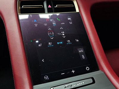 2024 Porsche TAYCAN thumbnail 23