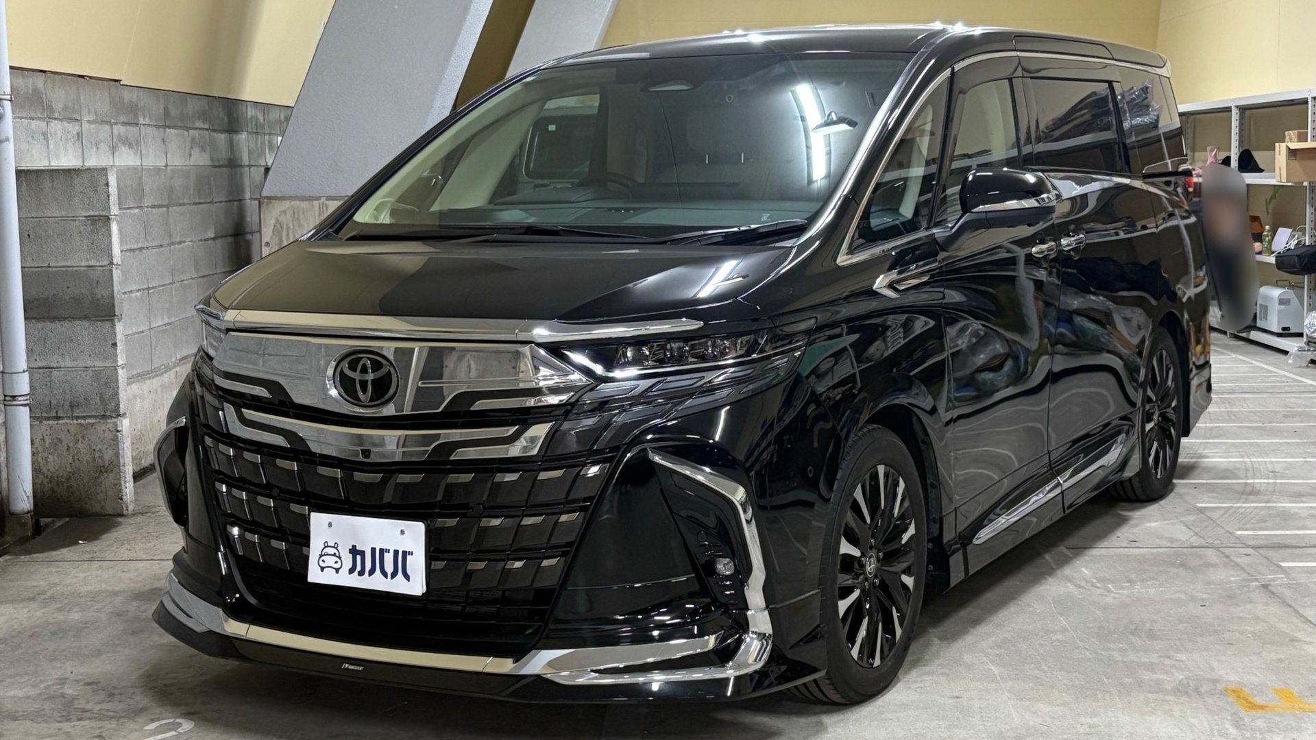 TOYOTA ALPHARD - View 1