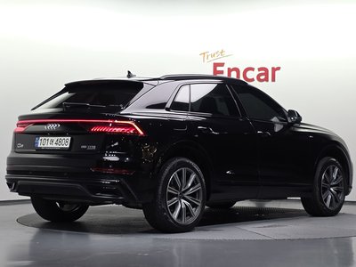 2021 AUDI Q8 照片 3