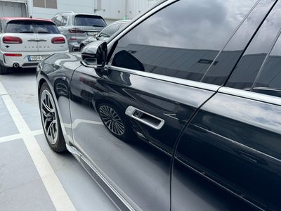 BMW 7 SERIES - 2