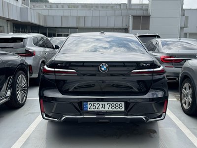 BMW 7 SERIES - 5