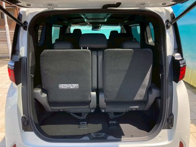 TOYOTA ALPHARD - 10