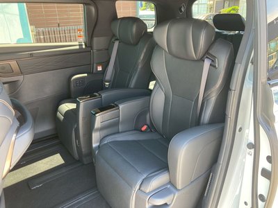 TOYOTA ALPHARD - 8